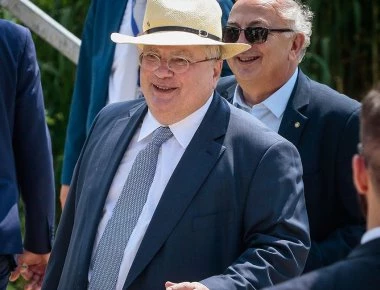 Τι σημαίνει η φράση Ν.Κοτζιά για Αλβανία ότι «Θα το λύσω και αυτό το ζήτημα»: Δίνουν τεράστια θαλάσσια έκταση στα Τίρανα